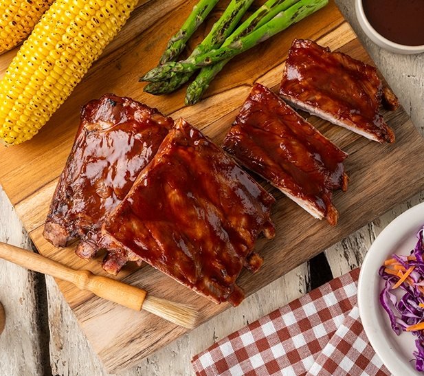 Spare ribs con glaseado BBQ estilo estadounidense