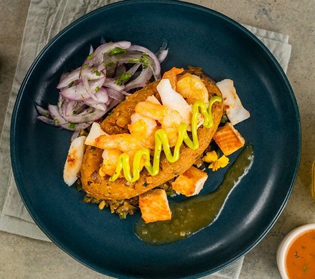 Corviche de mariscos